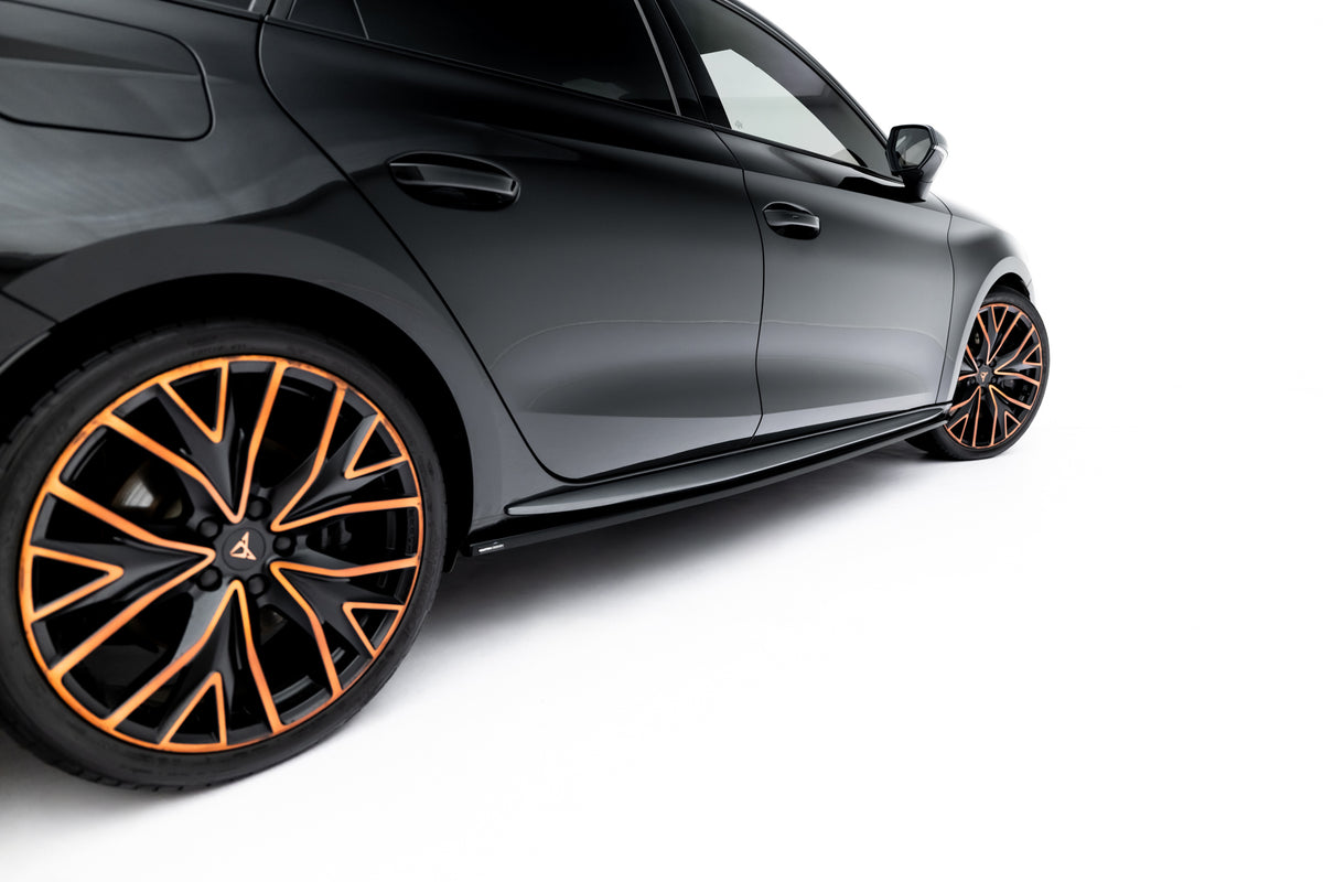Side Skirts Diffusers V.1 Cupra Leon ST / Hatchback  Aero Mk1 Facelift