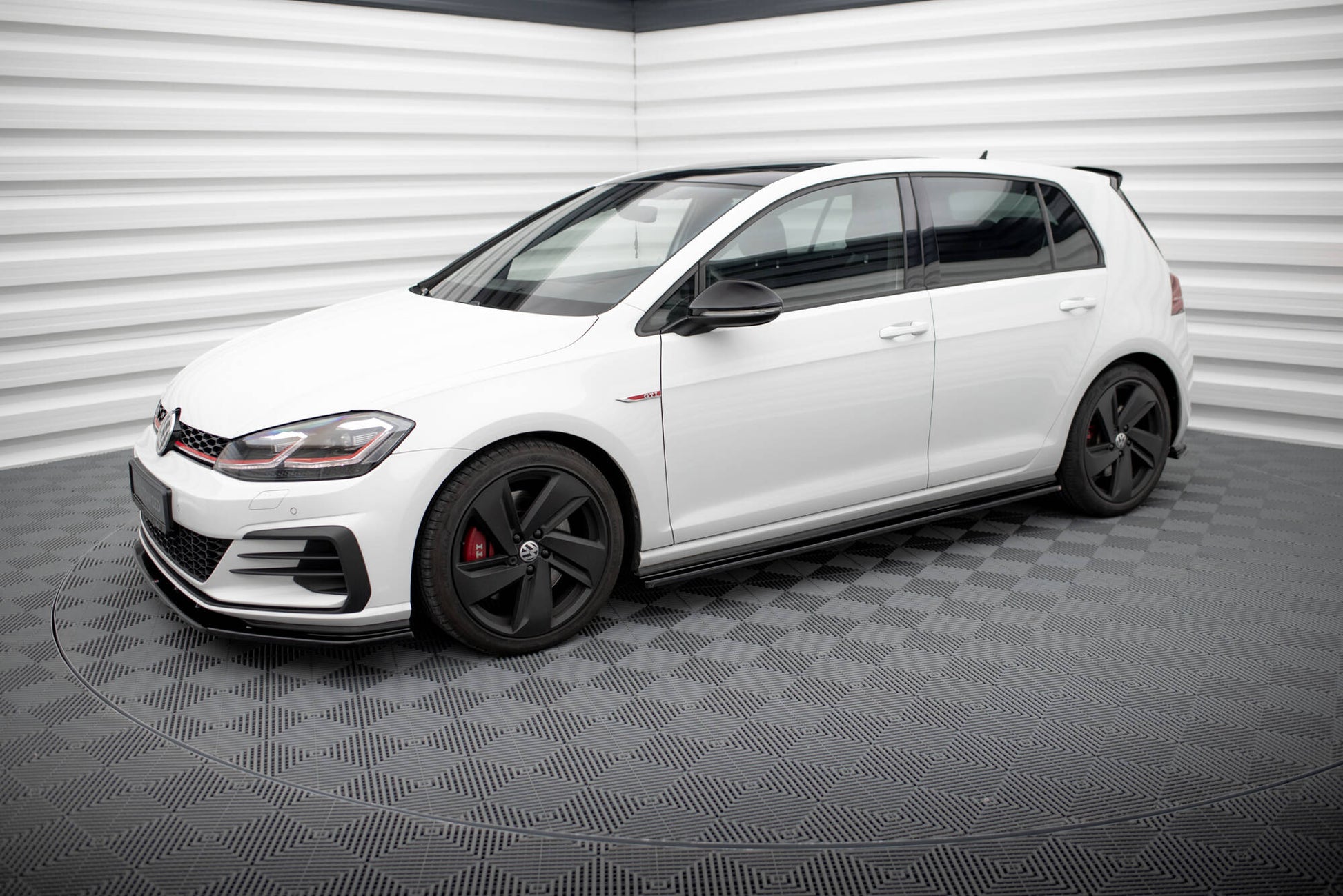 Side Skirts Diffusers V.1 Volkswagen Golf GTI / GTD Mk7 / Mk7 Facelift  (wide)