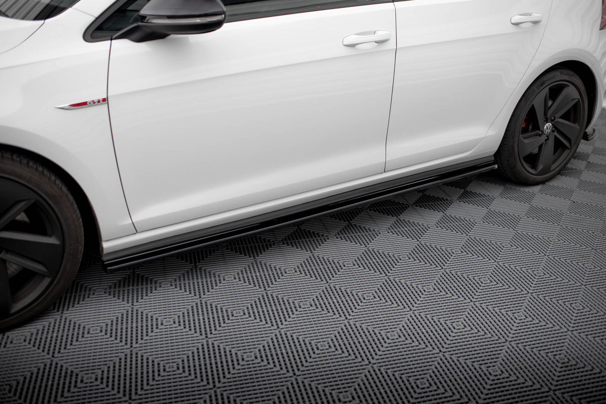 Side Skirts Diffusers V.1 Volkswagen Golf GTI / GTD Mk7 / Mk7 Facelift  (wide)