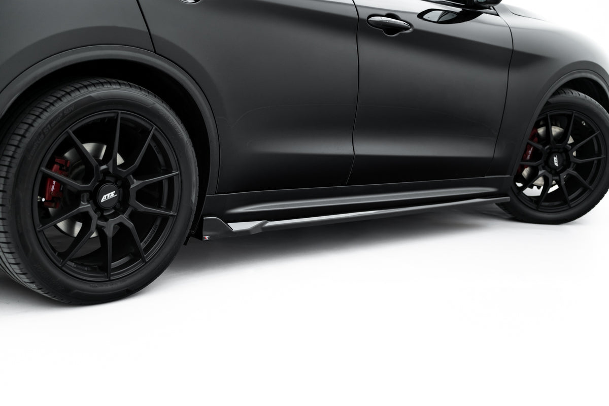 Side Skirts Diffusers V.2 Alfa Romeo Stelvio Mk1