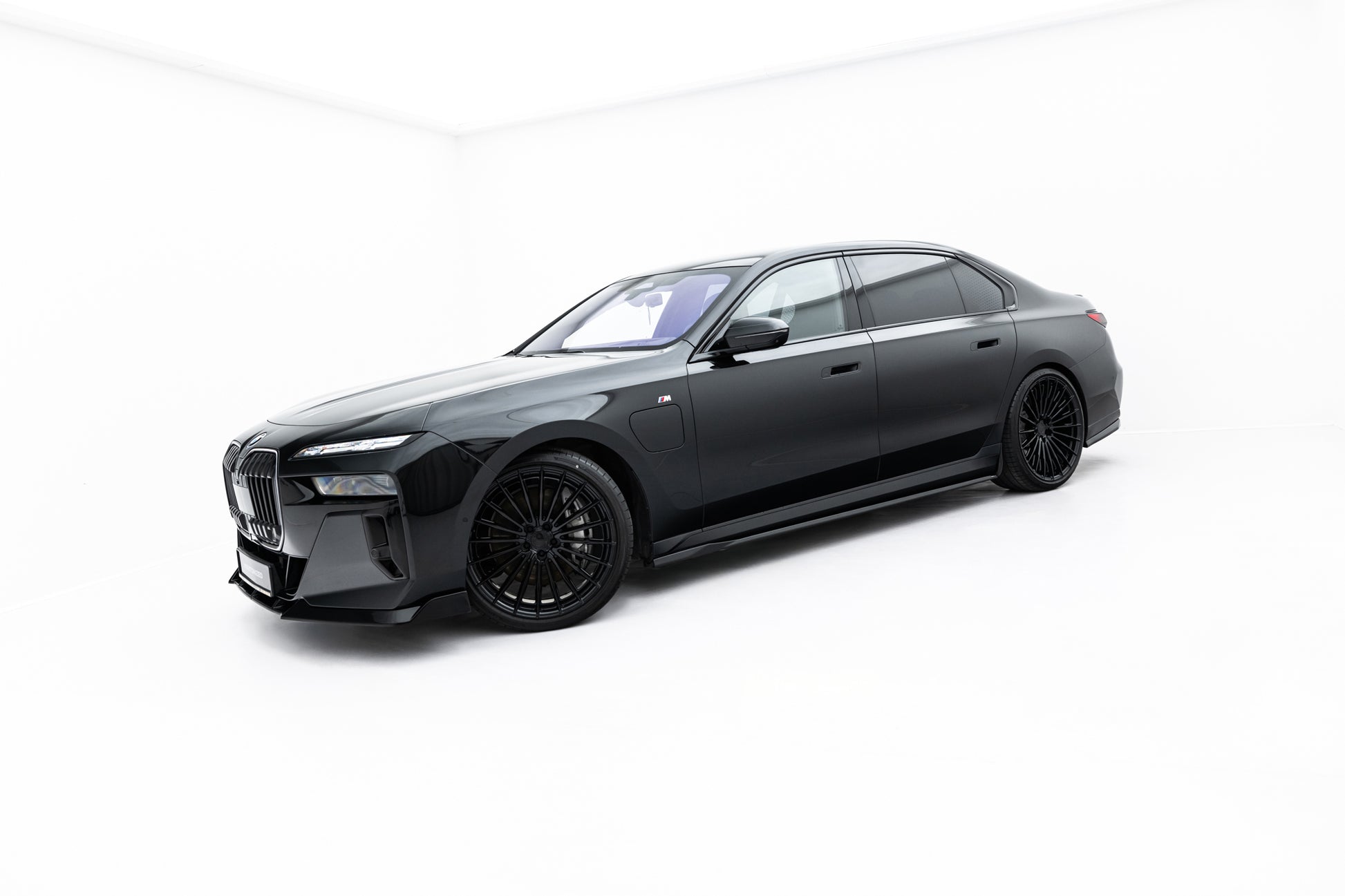 Side Skirts Diffusers V.2 BMW 740d xDrive M-pack / 740i xDrive M-Pack G70