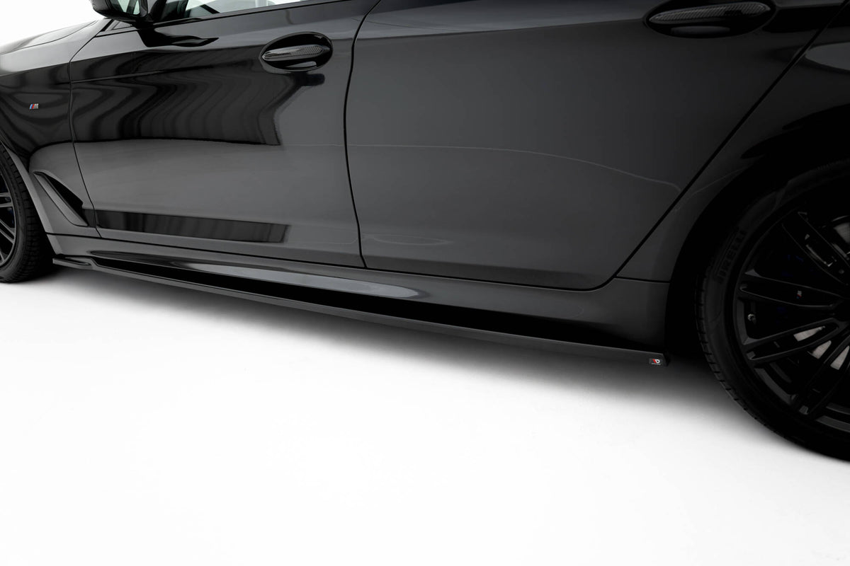 Side Skirts Diffusers V.2 BMW M550i / M550d Sedan / Touring G30 / G30 Facelift