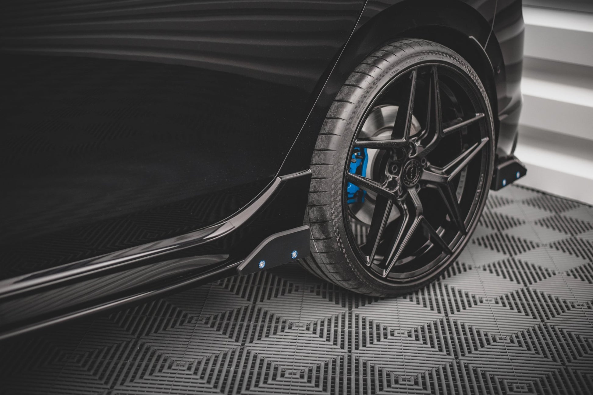 Side Skirts Diffusers V.2 + Flaps Volkswagen Golf R Hatchback Mk8