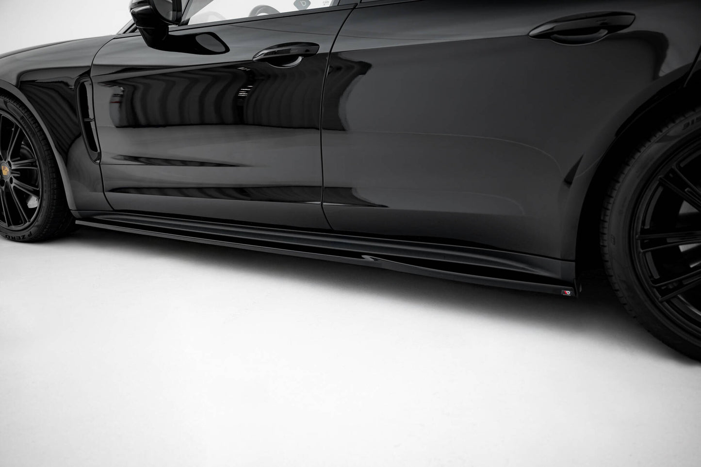 Side Skirts Diffusers V.2 Porsche Panamera Turbo S E-Hybrid / Panamera E-Hybrid / Panamera 4S 971