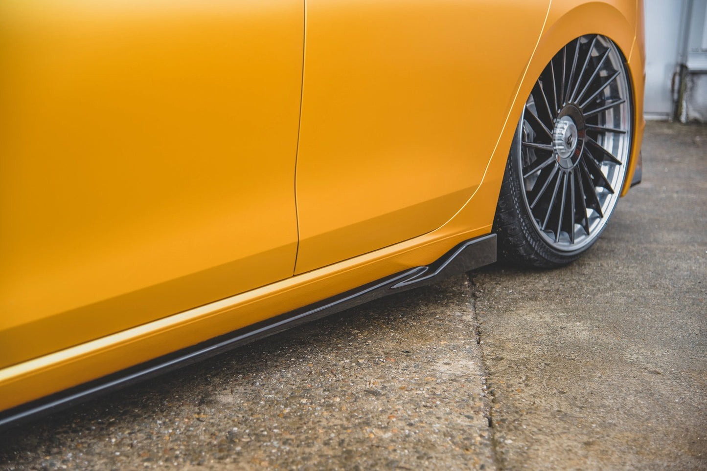 Side Skirts Diffusers V.2 Volkswagen Golf Hatchback Mk8
