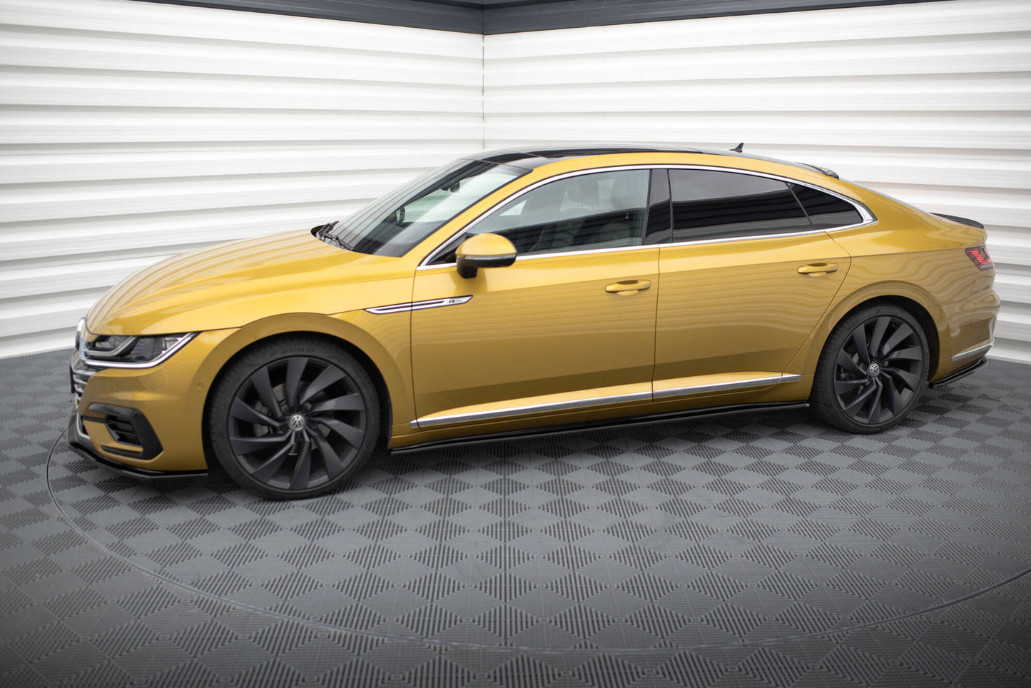 Side Skirts Diffusers Volkswagen Arteon R-Line Sedan / Shooting Brake Mk1