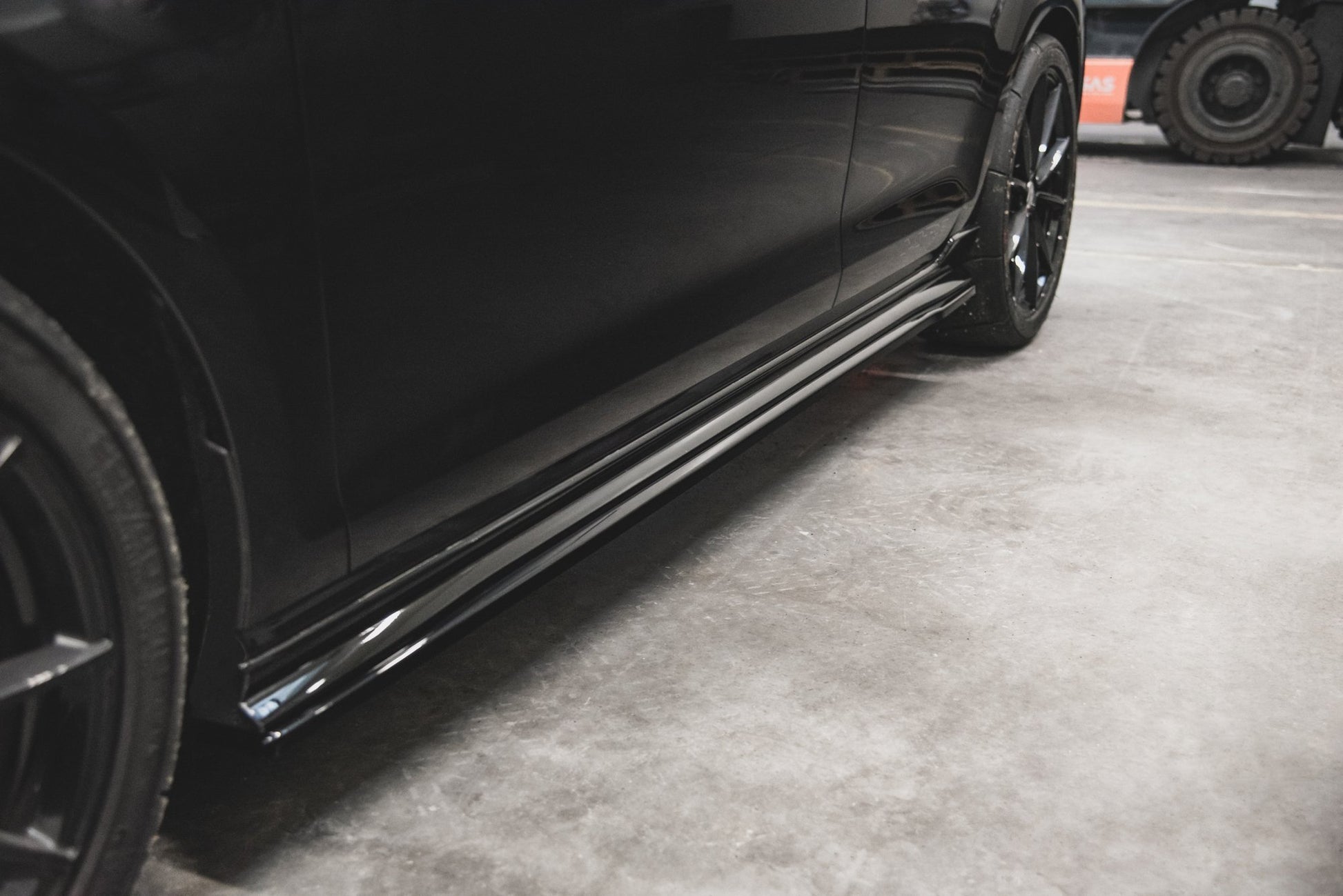 Side Skirts Diffusers Volkswagen Golf GTI TCR  Mk7