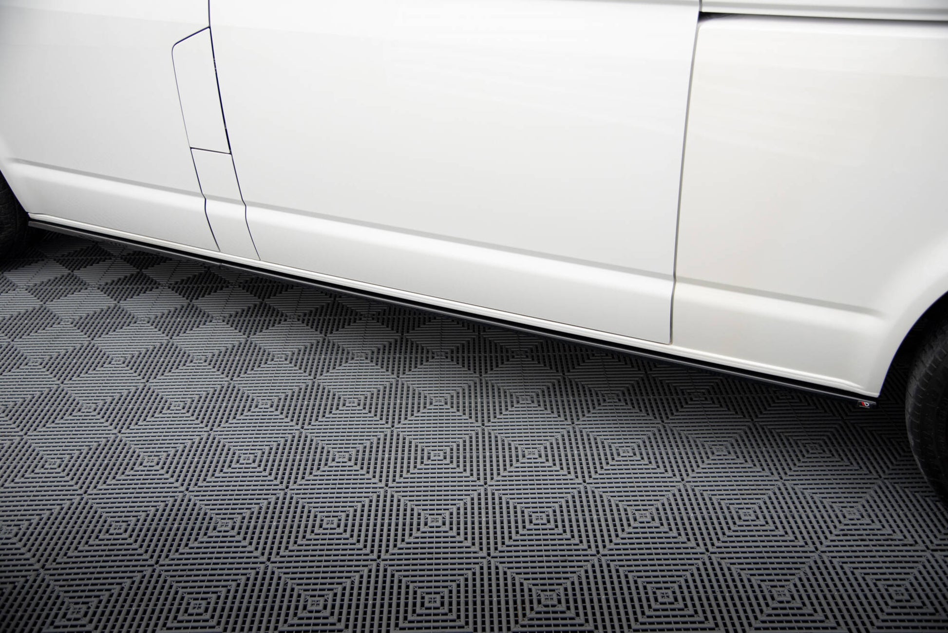 Side Skirts Diffusers Volkswagen T6.1 Long