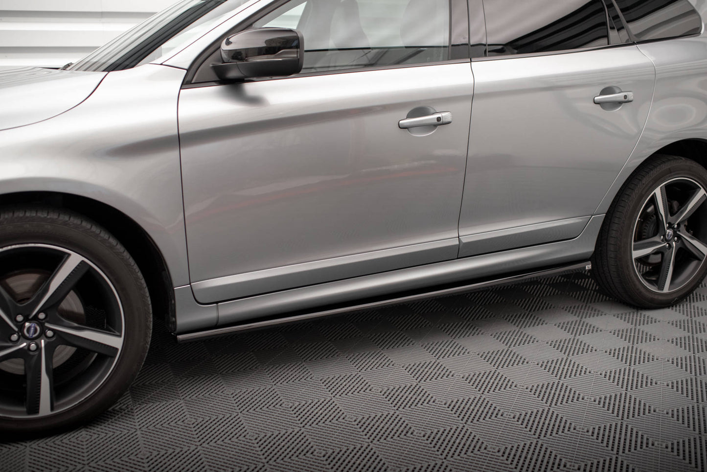 Side Skirts Diffusers Volvo XC60 Mk1 Facelift