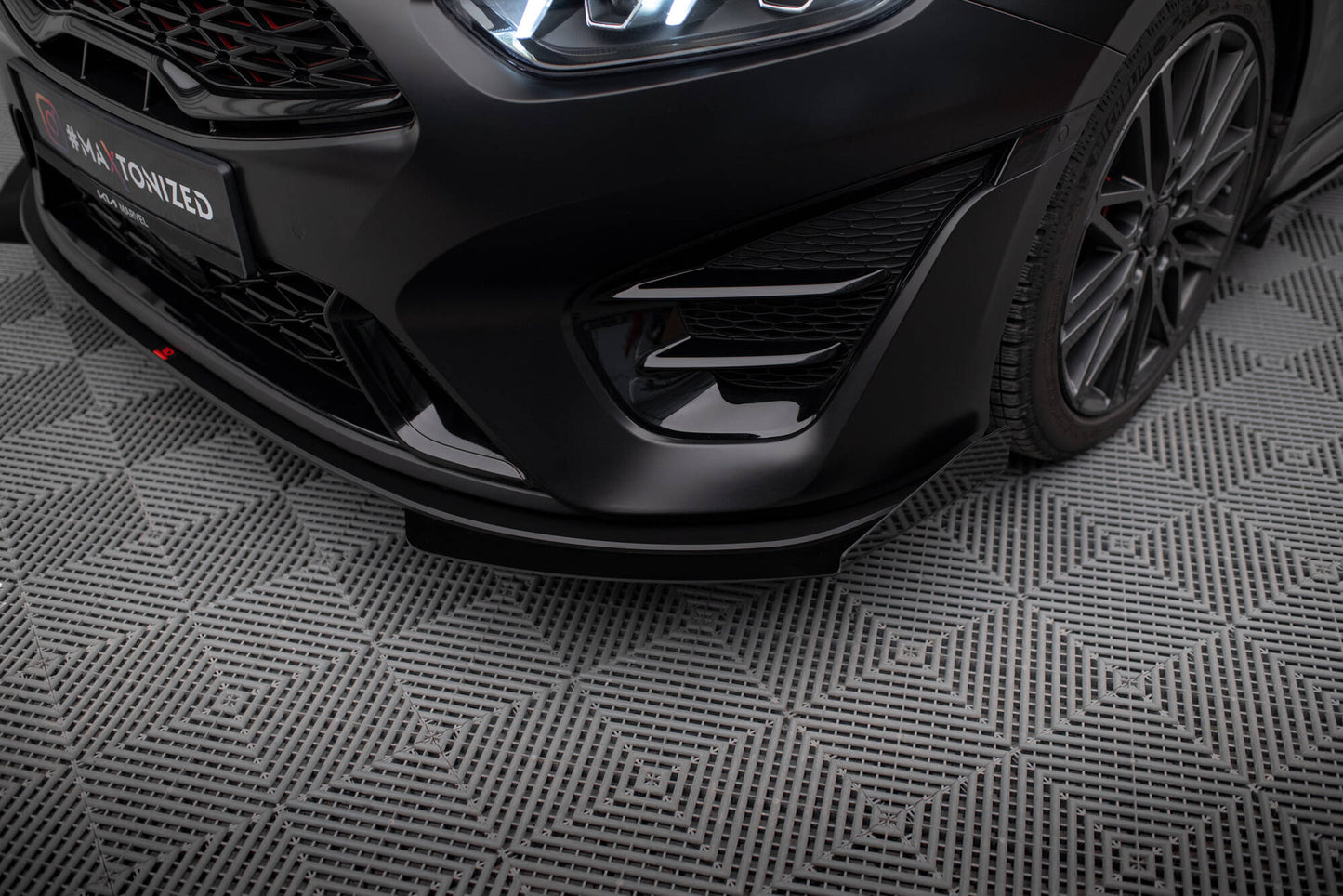 Street Pro Front Splitter + Flaps Kia Proceed GT Mk3 Facelift / Ceed GT / GT - Line Mk1 Facelift