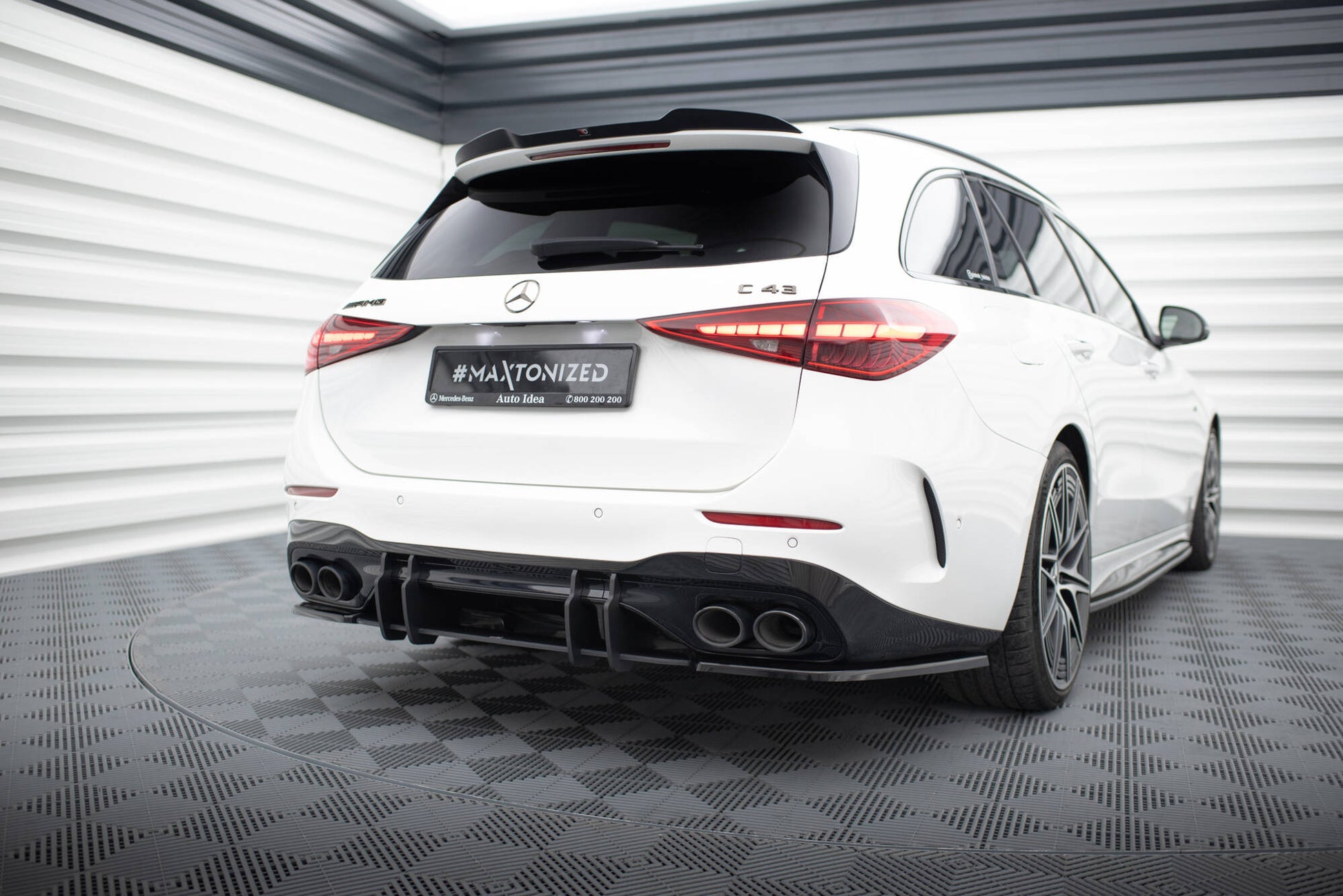 Street Pro Rear Diffuser Mercedes-AMG C 43 W206