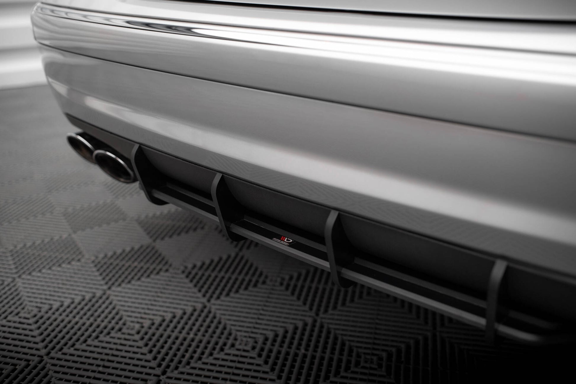 Street Pro Rear Diffuser Mercedes-Benz E 55 AMG W211