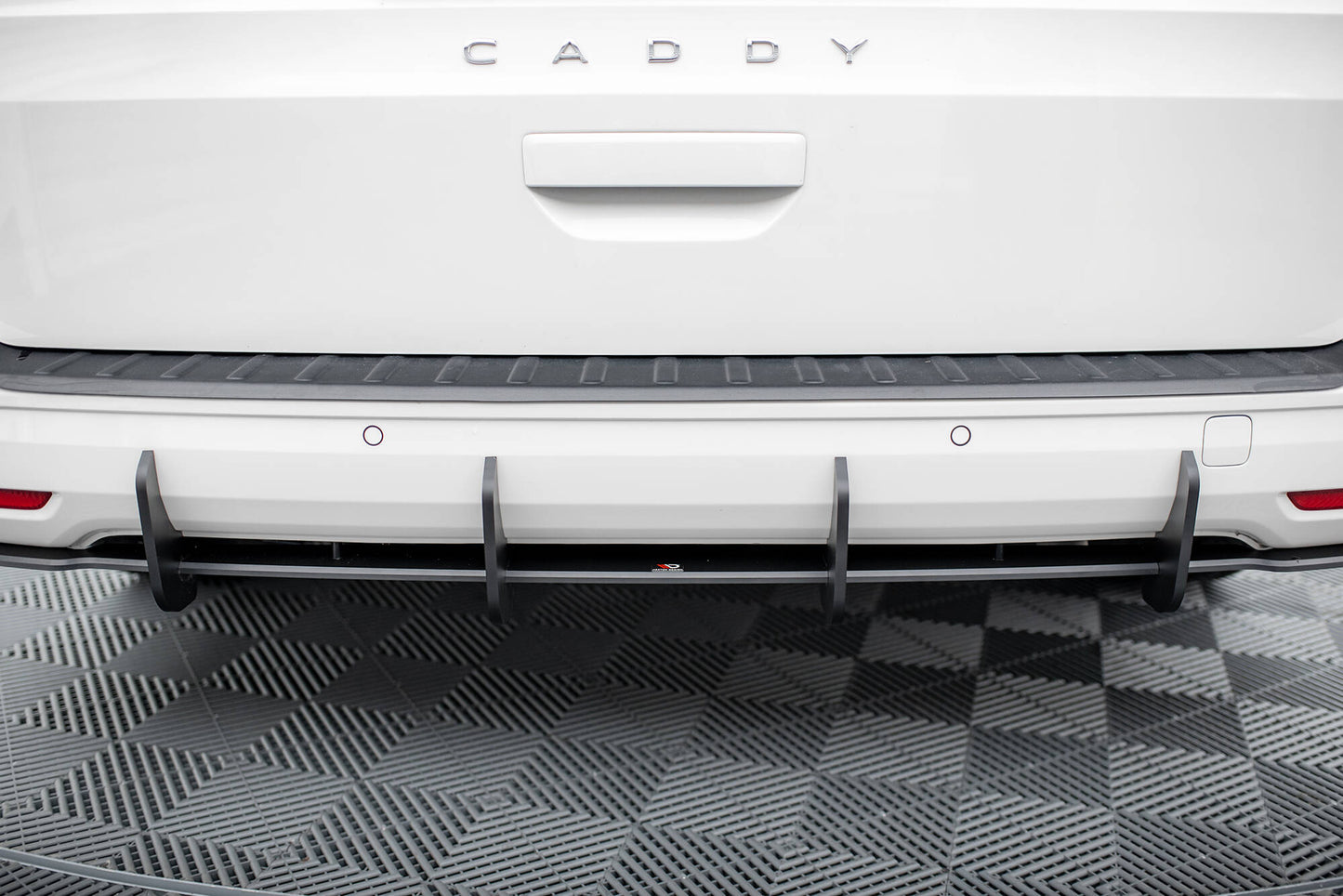 Street Pro Rear Diffuser Volkswagen Caddy Maxi Mk5