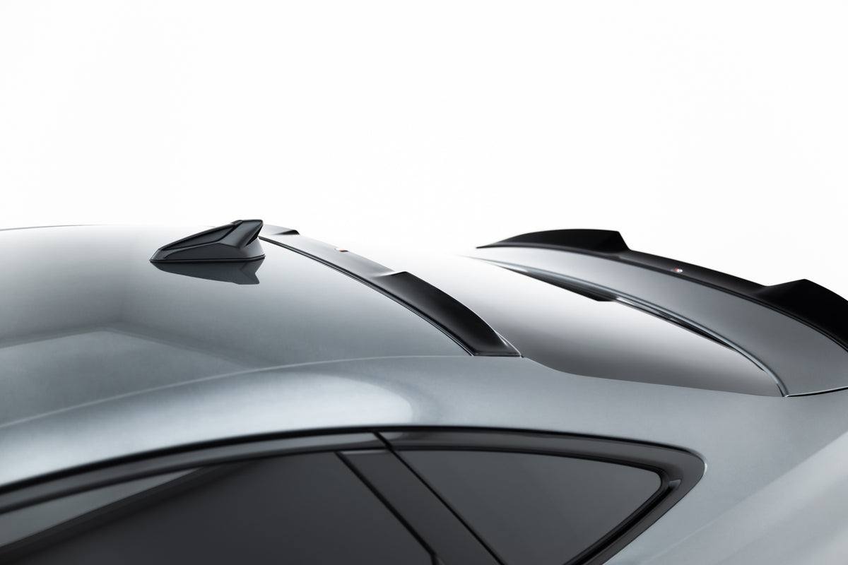 The extension of the rear window Audi A5 S-Line / S5 Sedan B10