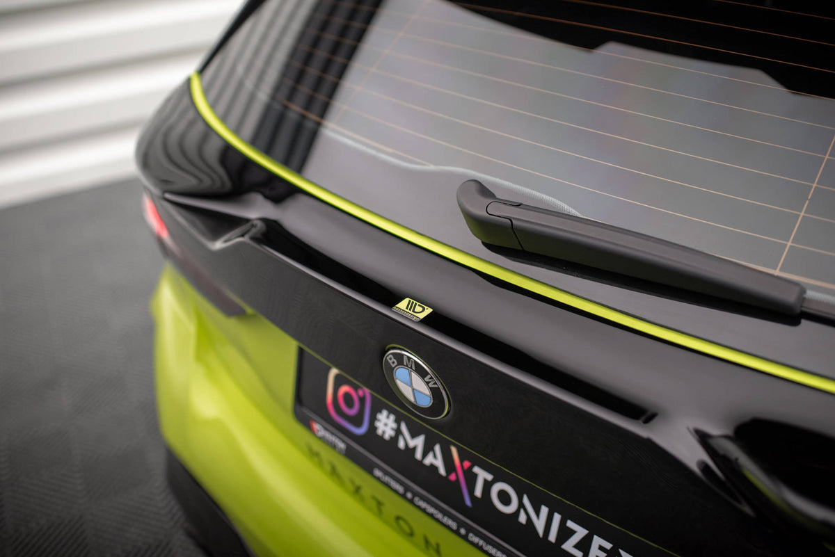 The extension of the rear window BMW 1 M-Pack / M135i / 128ti F40