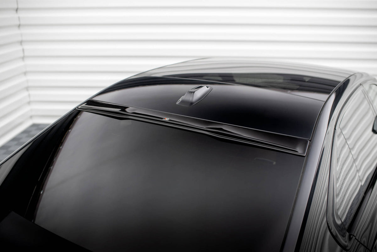 The extension of the rear window BMW 7 M-Pack / M760e / i7 M-Pack G70