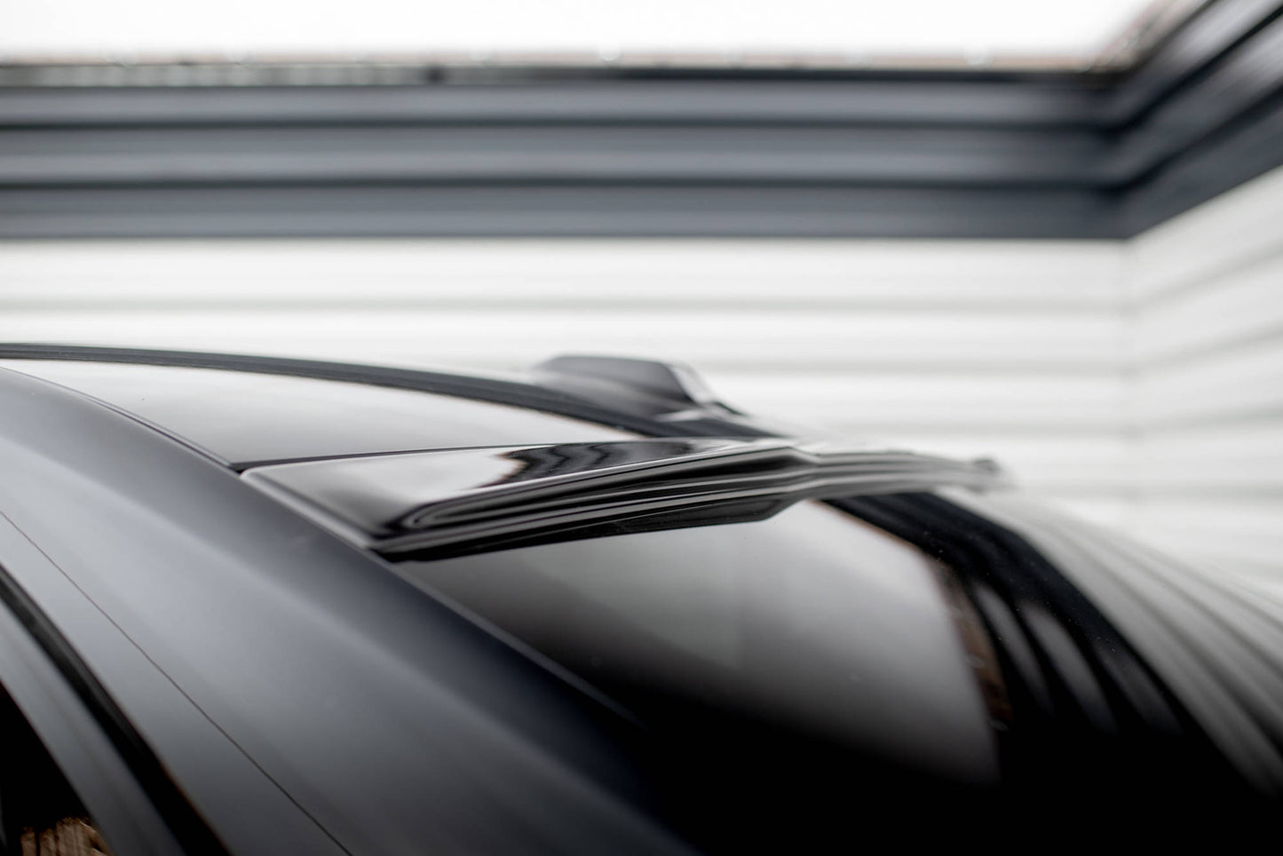 The extension of the rear window BMW 7 M-Pack / M760e / i7 M-Pack G70