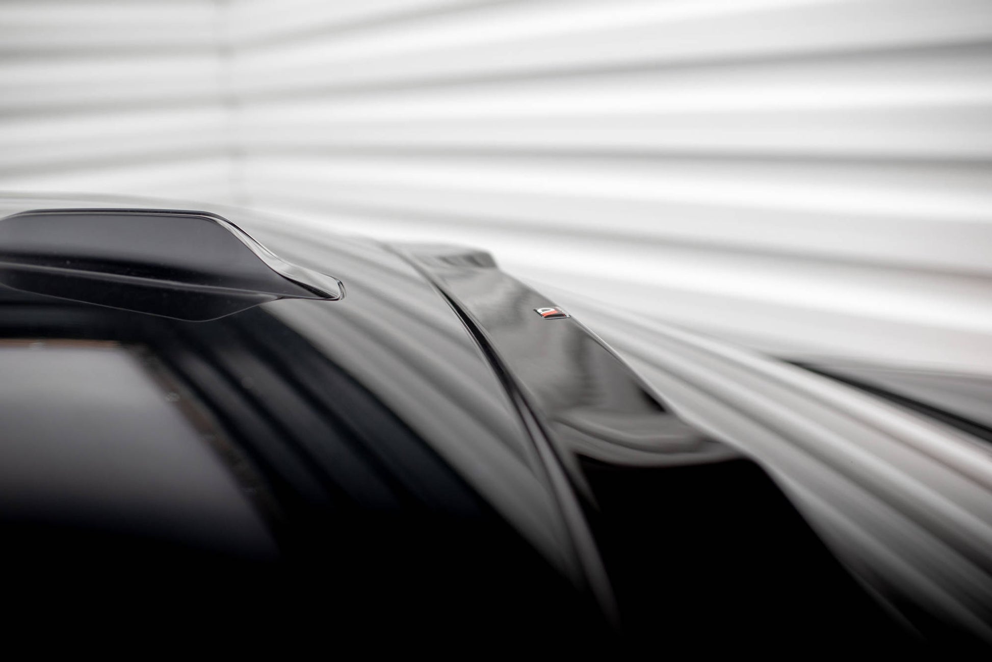 The extension of the rear window BMW 7 M-Pack / M760e / i7 M-Pack G70