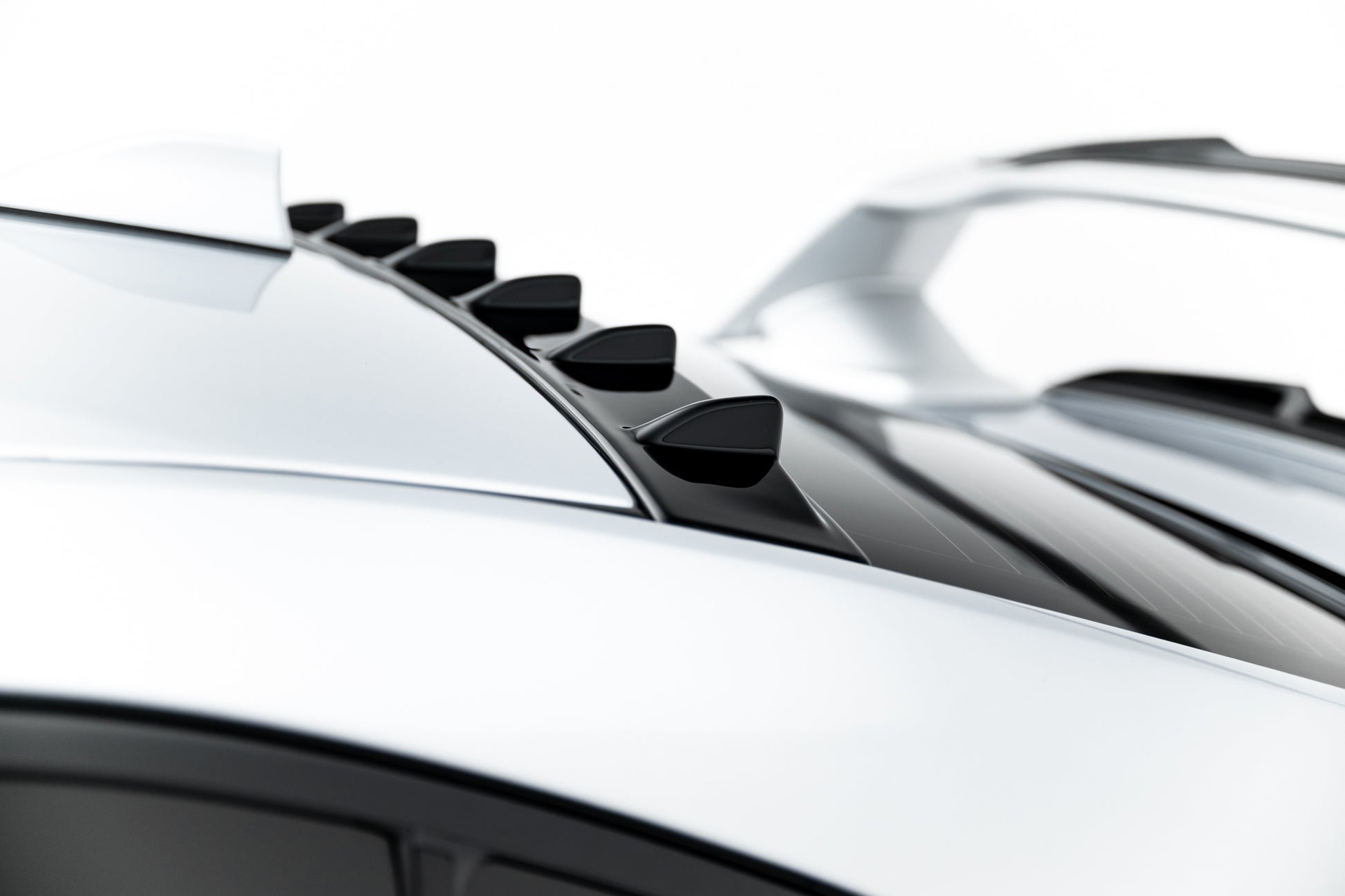 The extension of the rear window Subaru WRX STI Mk2